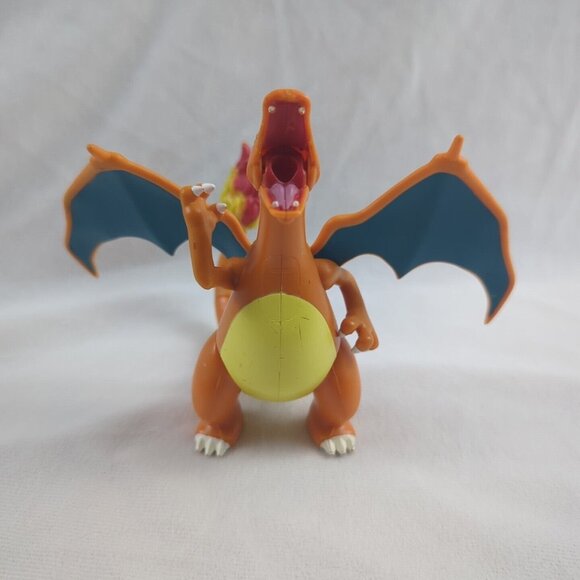 2019 WCT Pokemon Charizard 4.5" Battle Feature Figure- No Projectile - Picture 1 of 12